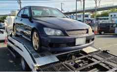 車